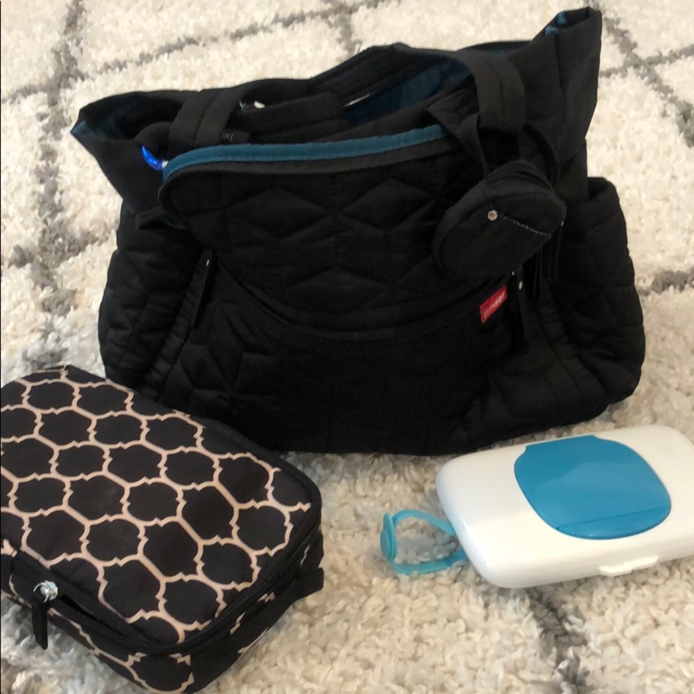 Skip hop diaper bag tote